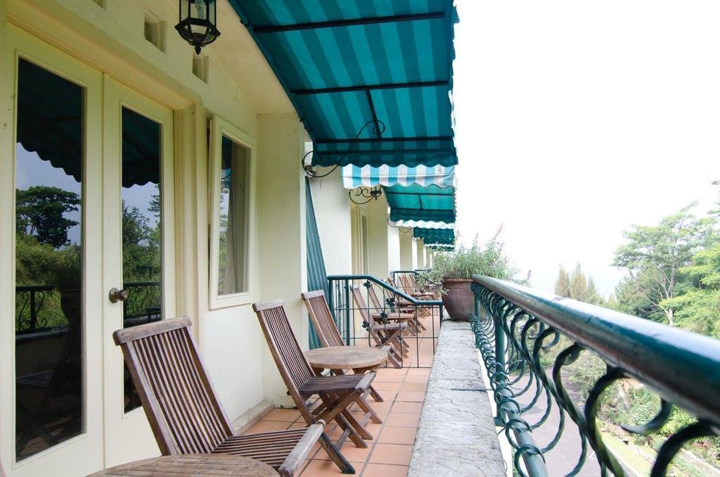 Club Bali Suites At Kota Bunga Cipanas  Eksteriør billede